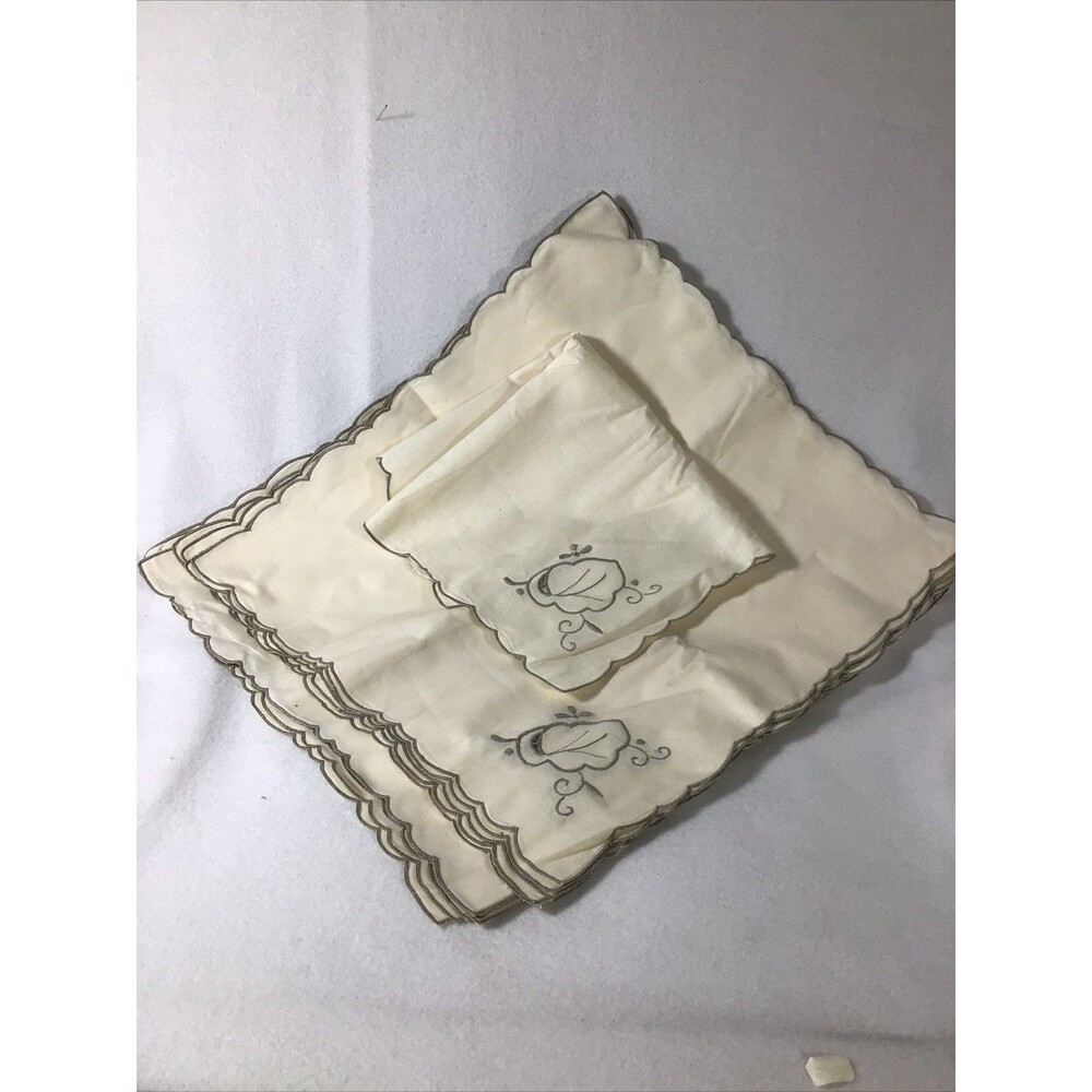 Vintage Cream Cotton Napkin Set 12pc Scalloped Embroidered Table Decor 15 x 15 " - Picture 12 of 12